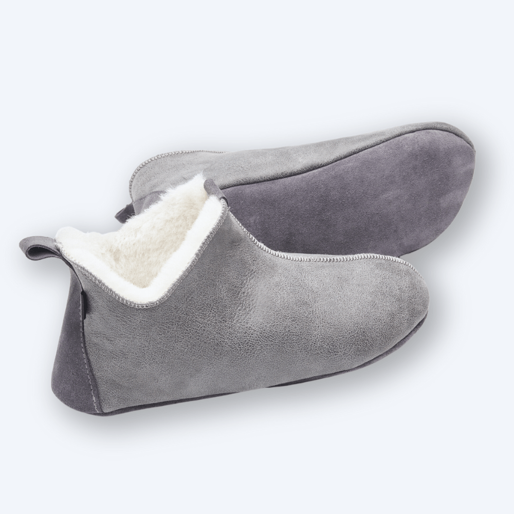 Skinntøfler i lammeskinn - Lysegrå. Gratis frakt ! - ULLNorge